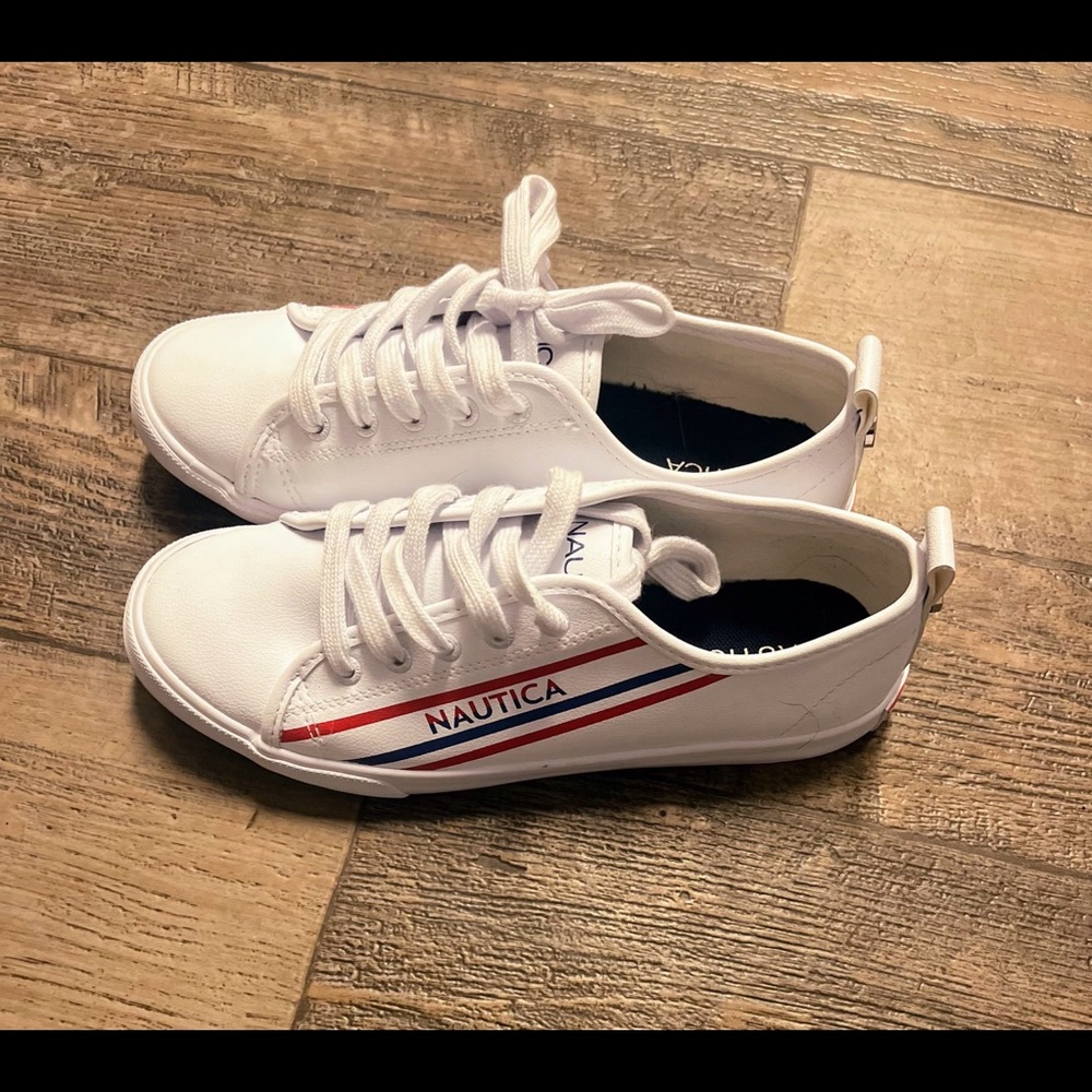 Woman’s size 7